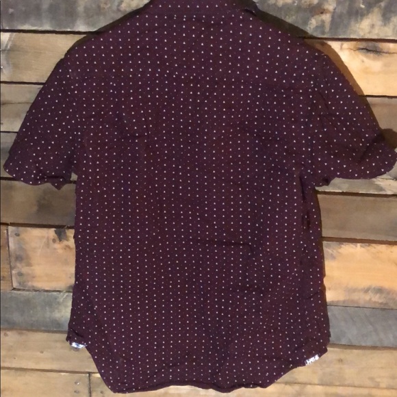 Causal Button Down Short Sleeve Shirt - Picture 2 of 3